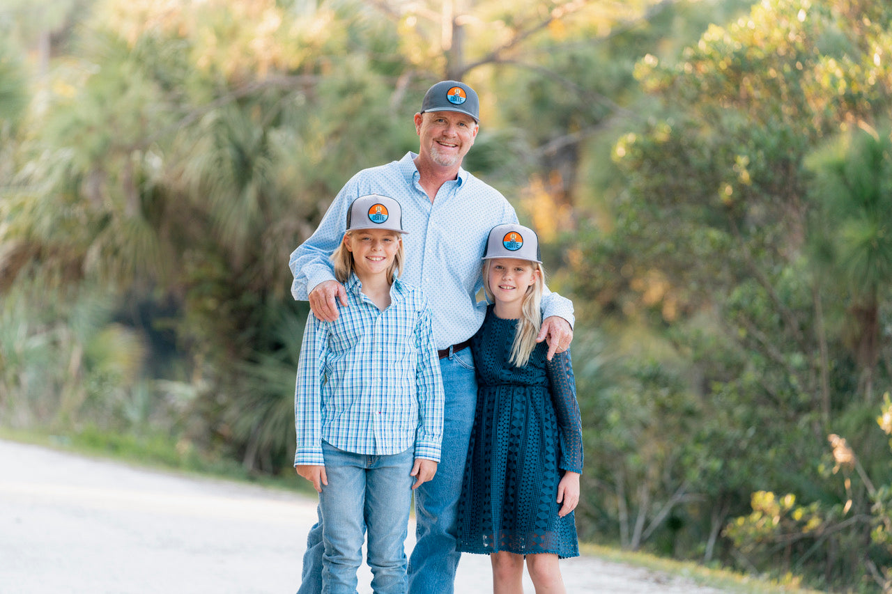 Surfer Trucker Hat - Grey